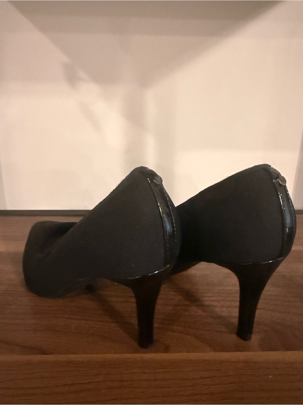 Jones New York Society Black Heels with Silver Toe Accent - Picture 4 of 11